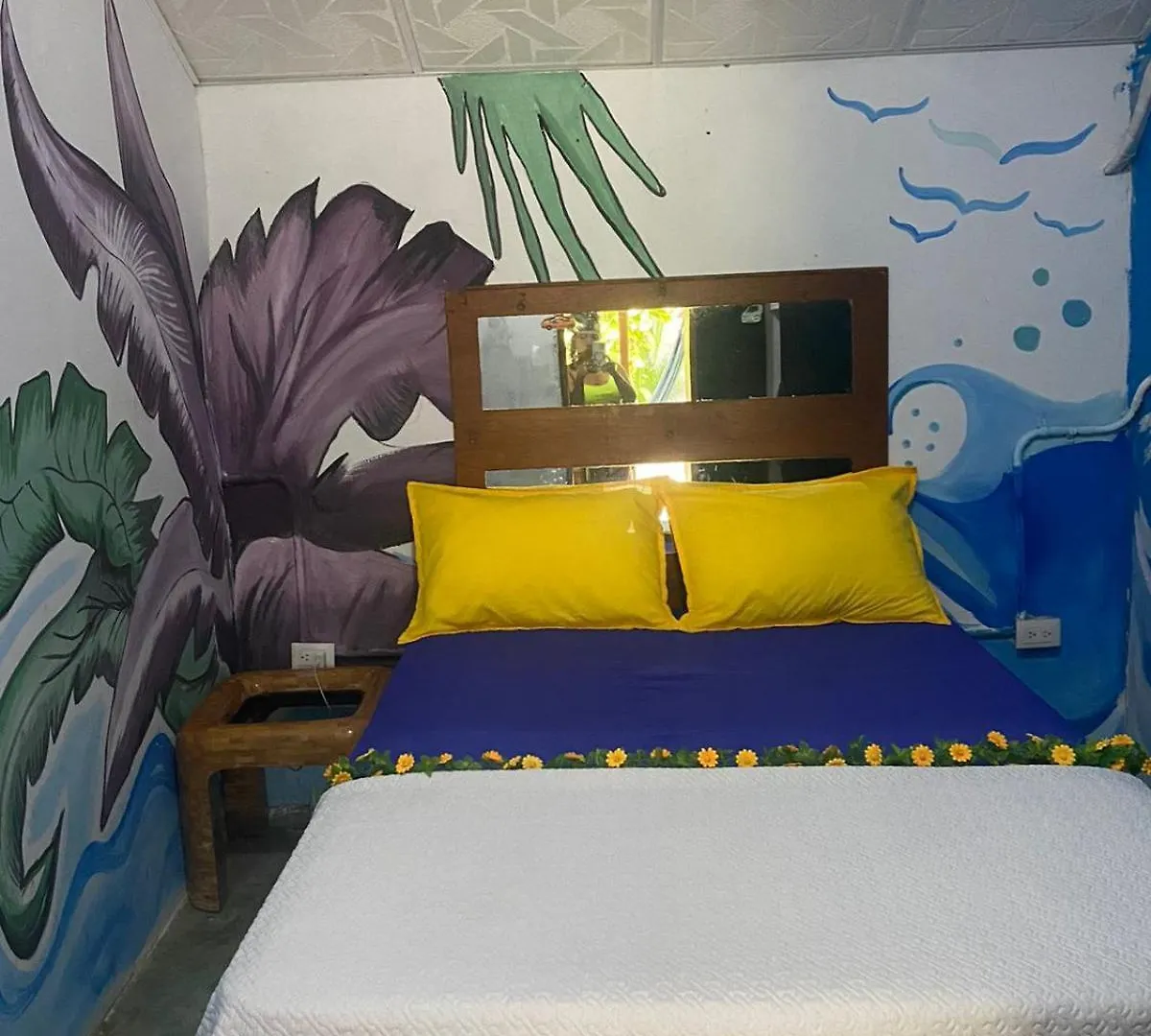 Hostel Home Beach Kristalu Cartagena