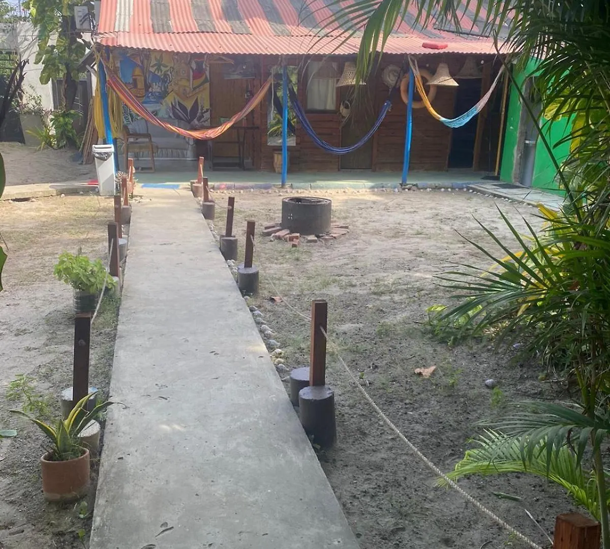 Hostel Home Beach Kristalu Cartagena