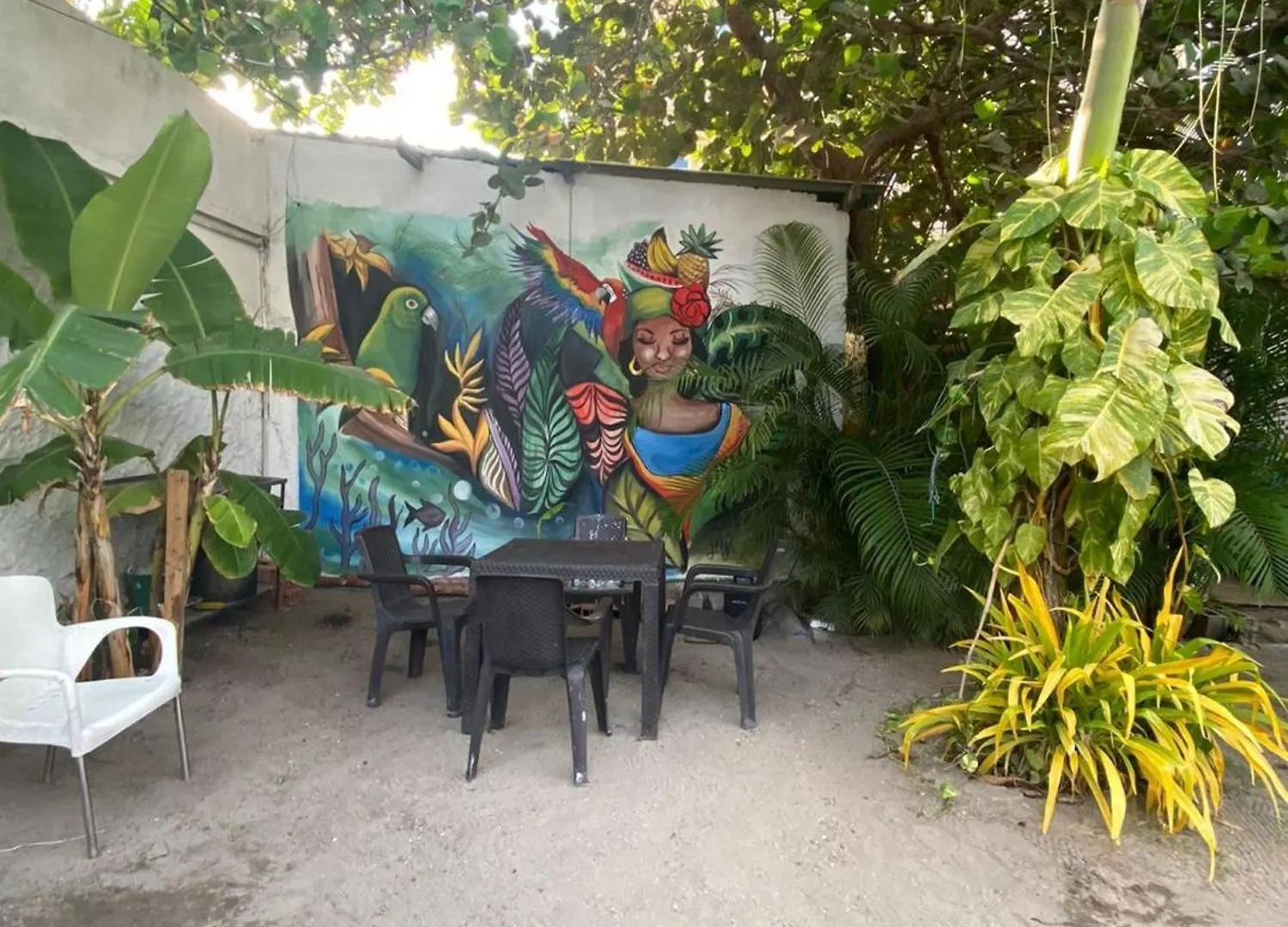 Home Beach Kristalu Cartagena 0*,